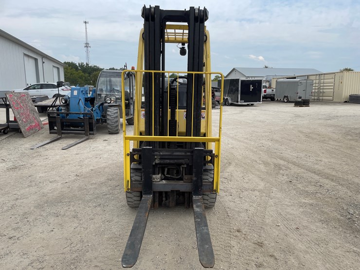 #1036-•-hyster-40-3,750lb-lp-forklift-image-2