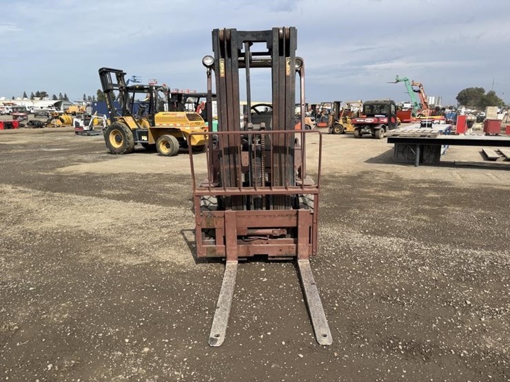 caterpillar-v50d-image-6