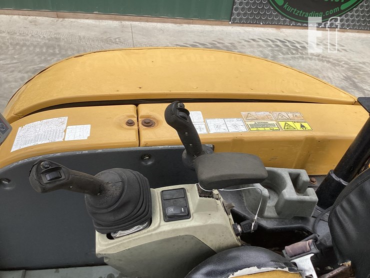 2015-caterpillar-305e2-cr-image-18