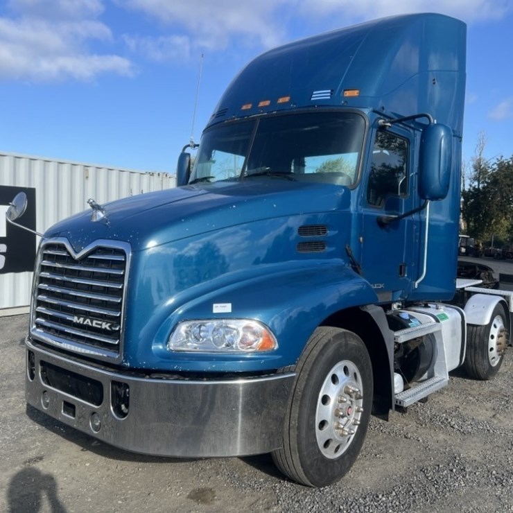 2013 Mack CXU Tri-Axle Truck Tractor
