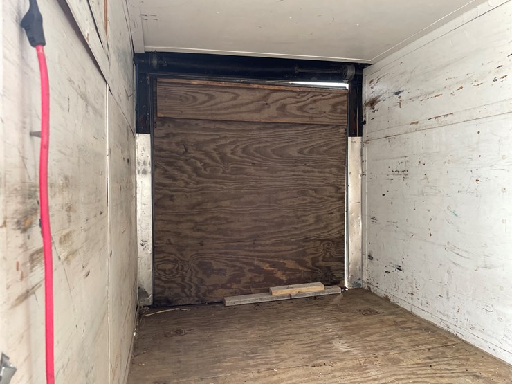 #1028-•-12'-single-axle-enclosed-trailer-(no-title)-image-21