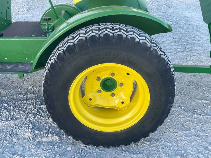 john-deere-112-image-41