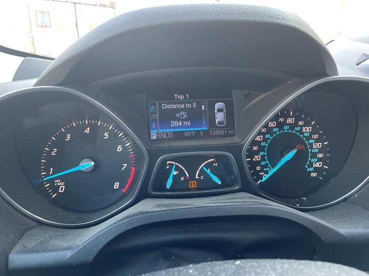 2013-ford-escape-se-image-45