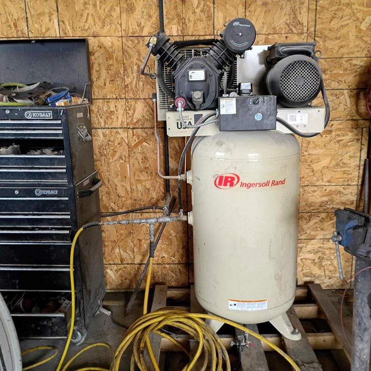#203 • Ingersoll Rand Air Compressor