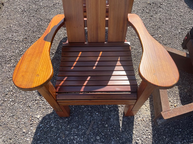 #6646-•-(2)-wooden-patio-chairs-image-15