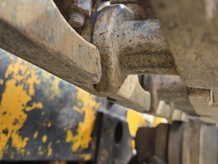 deere-350b-image-39