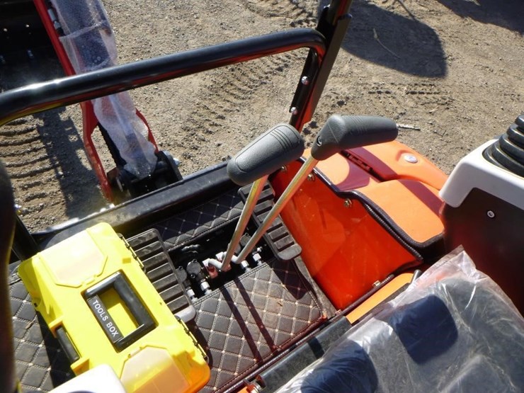 2025-tpm-16-hydraulic-excavator-image-23