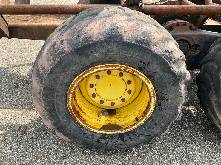 2006-deere-1010d-image-11