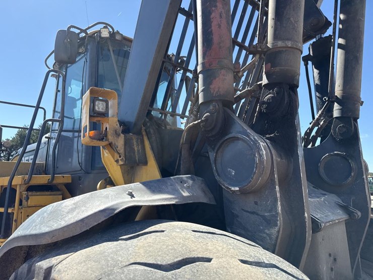 2018-deere-844k-image-21