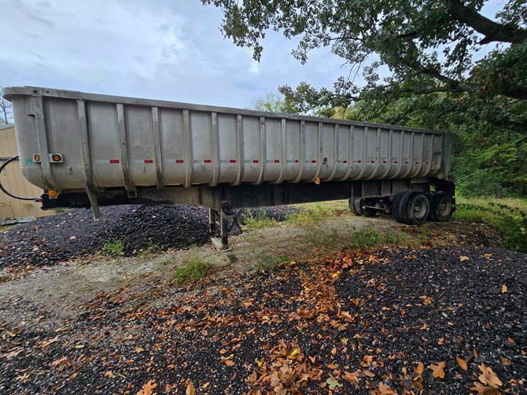 1970-fruehauf-end-dump-trailer-image-6