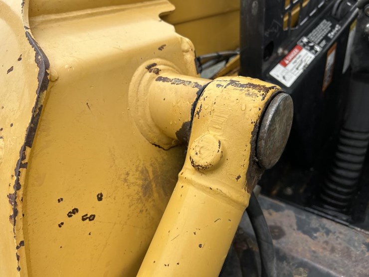 deere-240-image-14