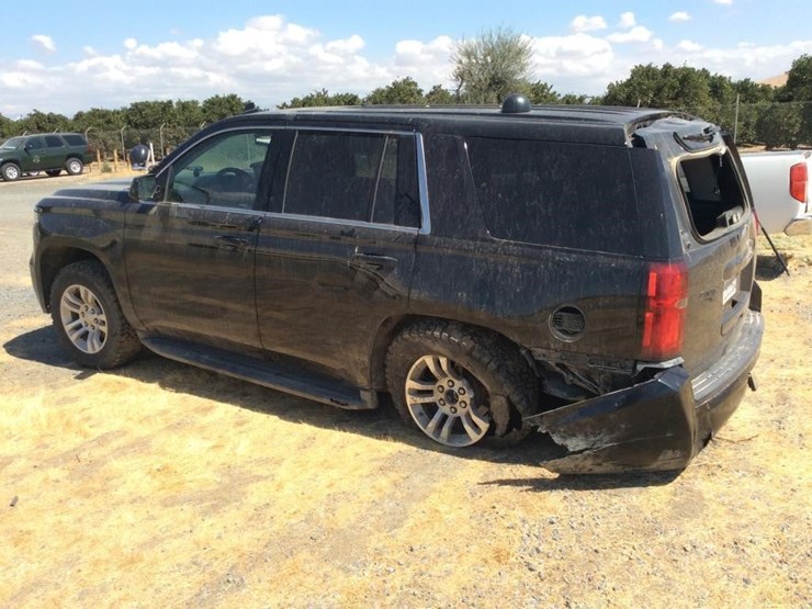 2018-chevrolet-tahoe-image-4