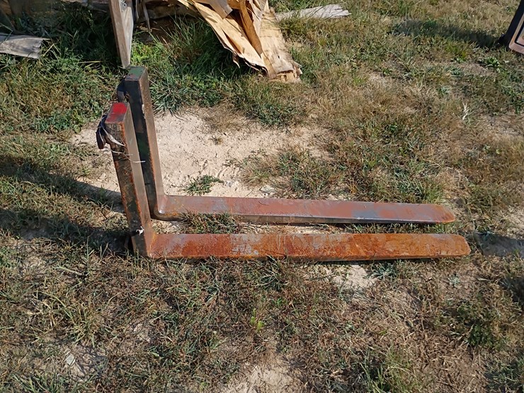 #106-•-set-of-42"-pallet-forks-image-4