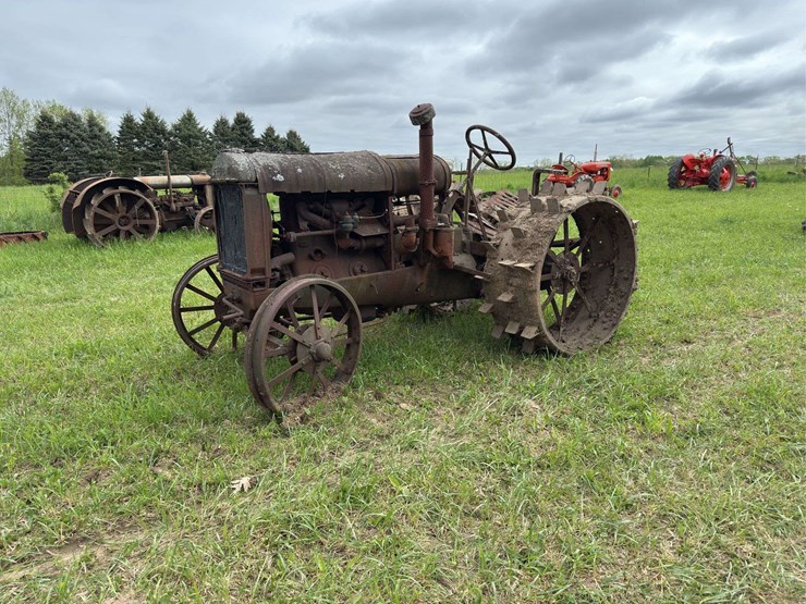 mccormick-deering-10-20-image-1