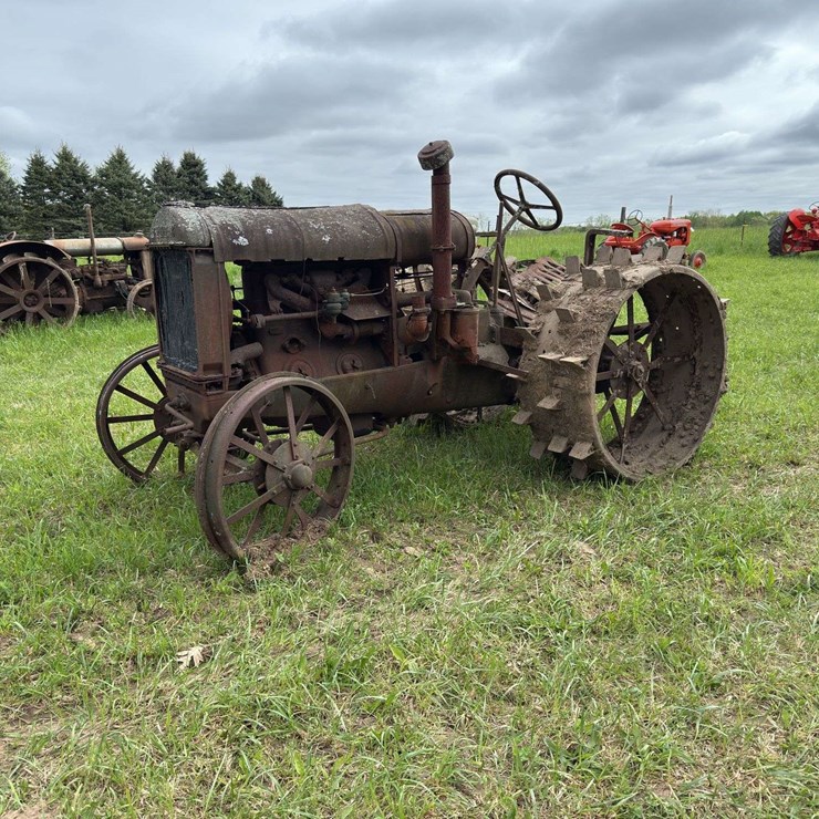 McCormick Deering 10-20