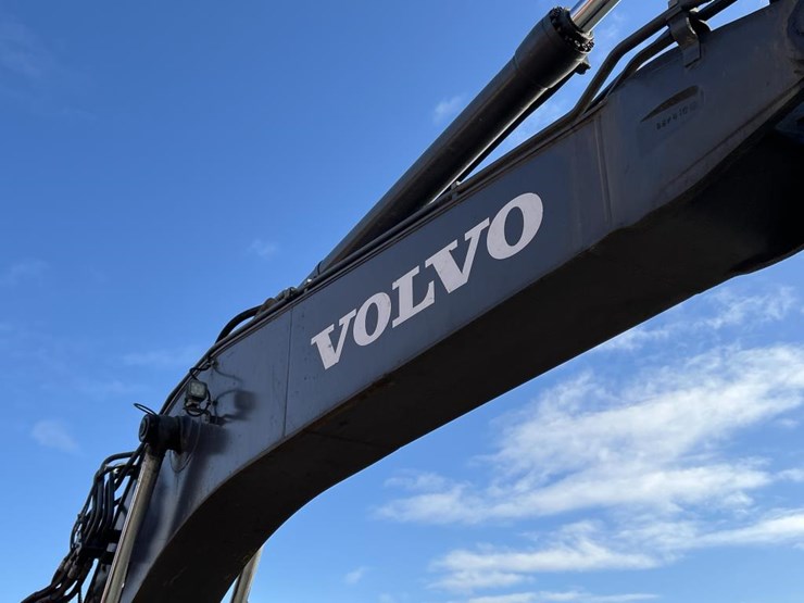 2020-volvo-ecr355e-image-32