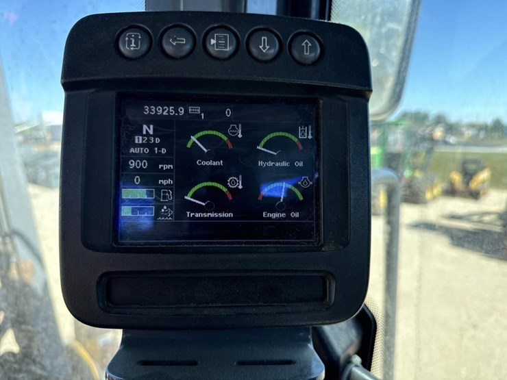 2018-deere-844k-image-59