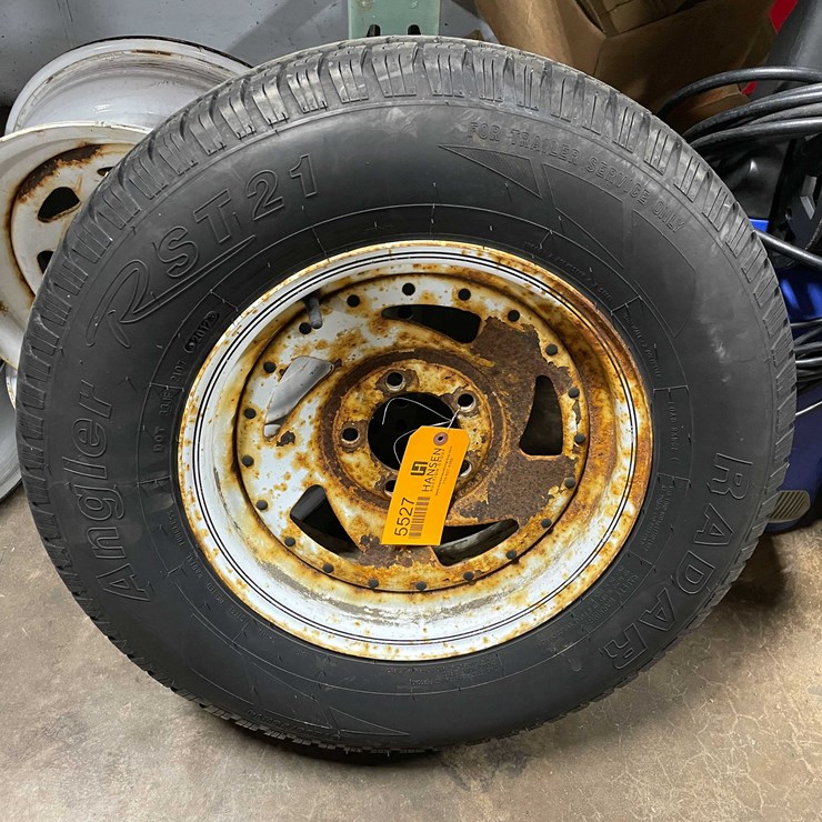 #5527 • 5 Lug Trailer Spare Tire (CW)