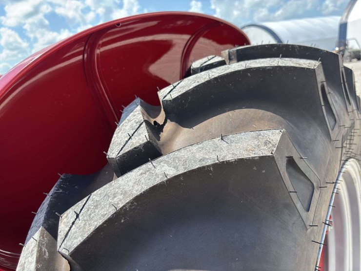 farmall-340-image-54