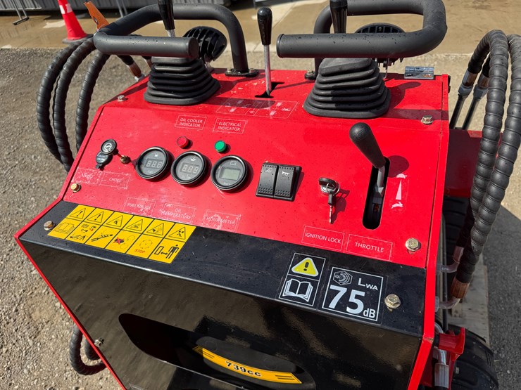 #1045-•-2024-mini-wheeled-skidsteer-image-20