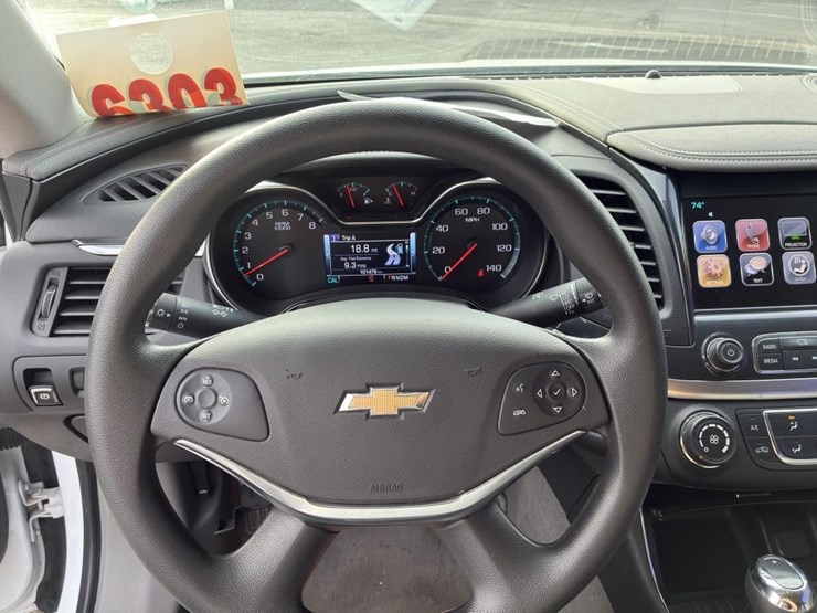 2018-chevrolet-impala-sedan-image-15