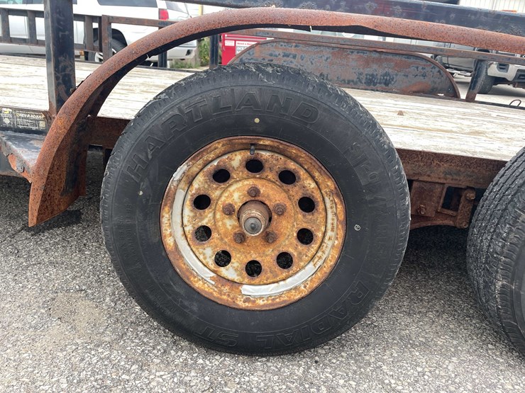 #1974-•-2015-load-trail-18'-trailer-(has-wi-title)-image-15