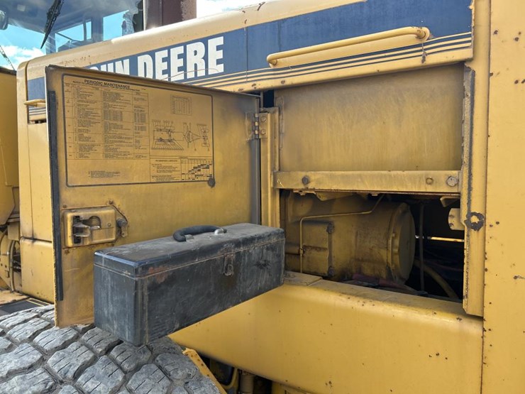 deere-770bh-image-68