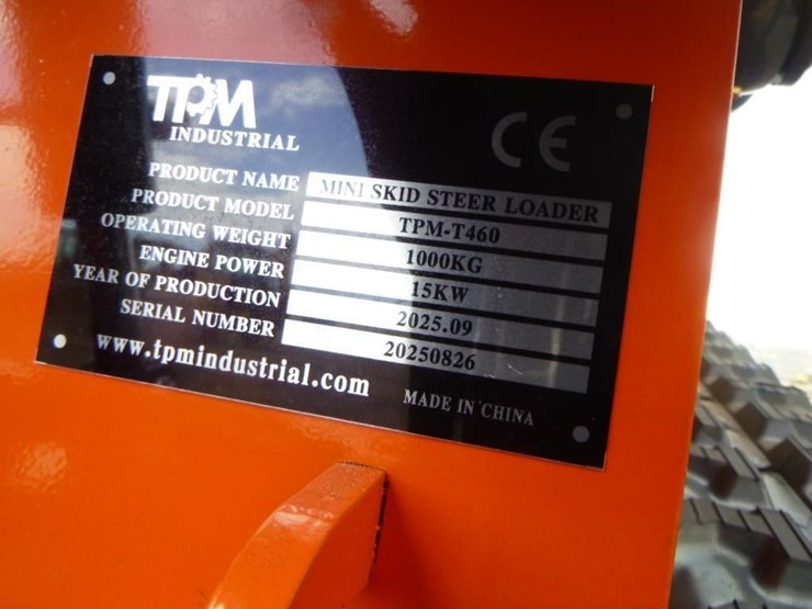 tpm-t460-skid-steer-track-loader-image-22