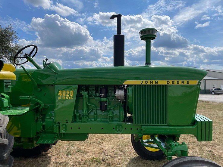 john-deere-4020-image-30