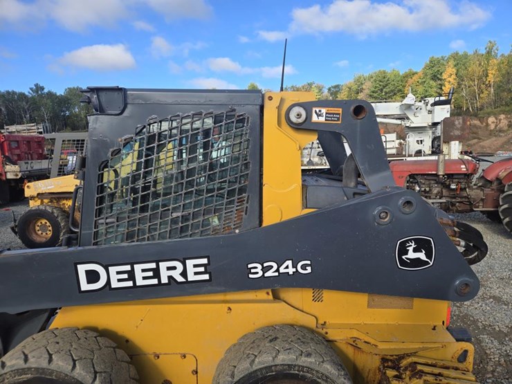 deere-324g-image-21