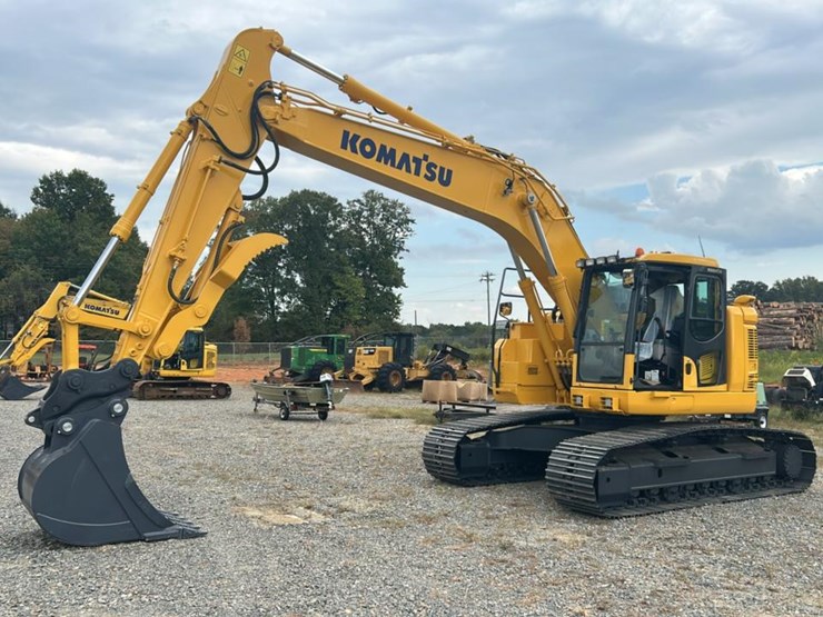 2021-komatsu-pc228-image-1