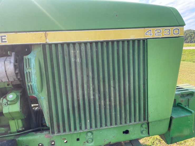 john-deere-4230-image-23