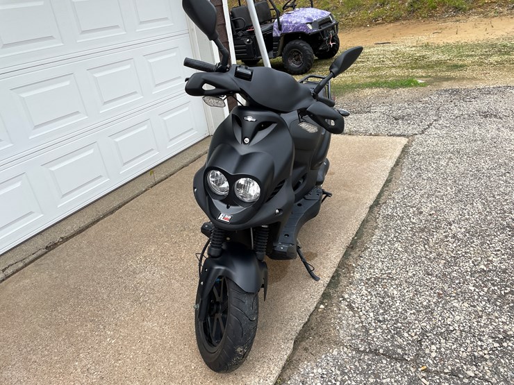 #1036-•-rough-house-50-sport-scooter-image-6
