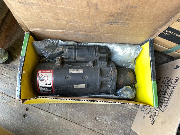 #4053-•-6620-john-deere-starter-image-1