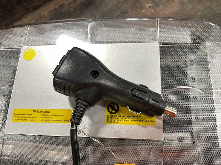 #5546-•-amber-led-strobe-light-(pr10)-image-5