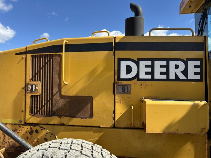 2001-deere-772ch-image-91