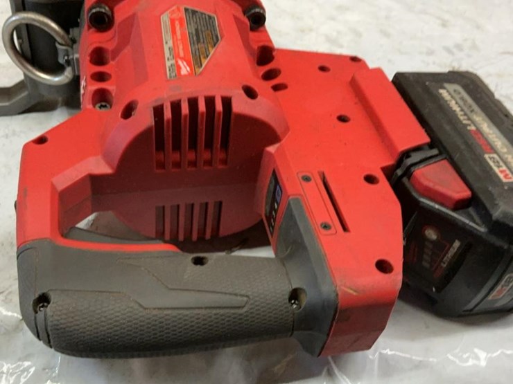 #103-•-milwaukee-1”-d-handle-high-torque-impact-wrench-image-7