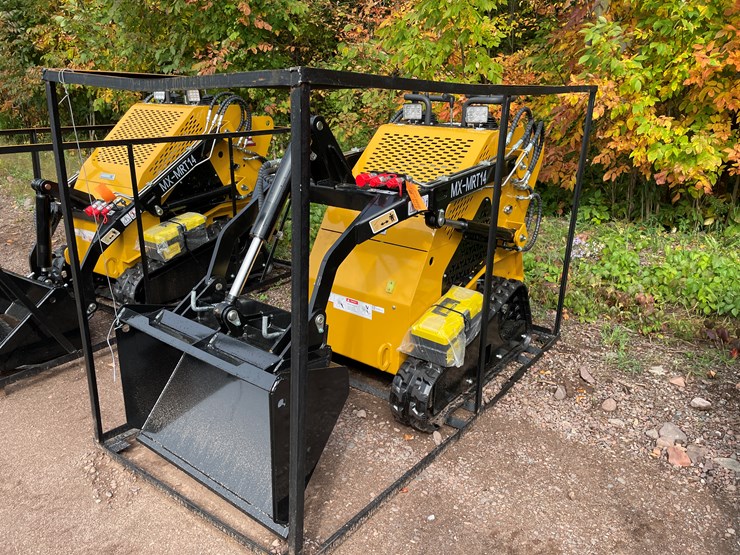 #8174-•-agt-compact-track-loader-image-1