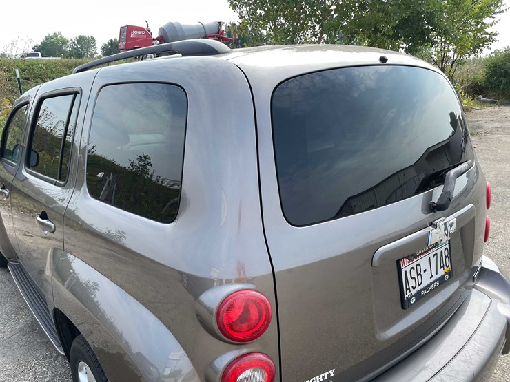 2011-chevrolet-hhr-image-28