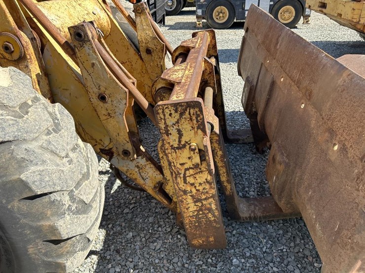caterpillar-930-image-11
