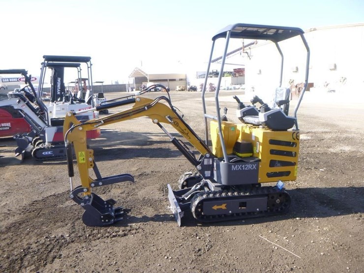 2025-agt-mx12rx-hydraulic-excavator-image-5