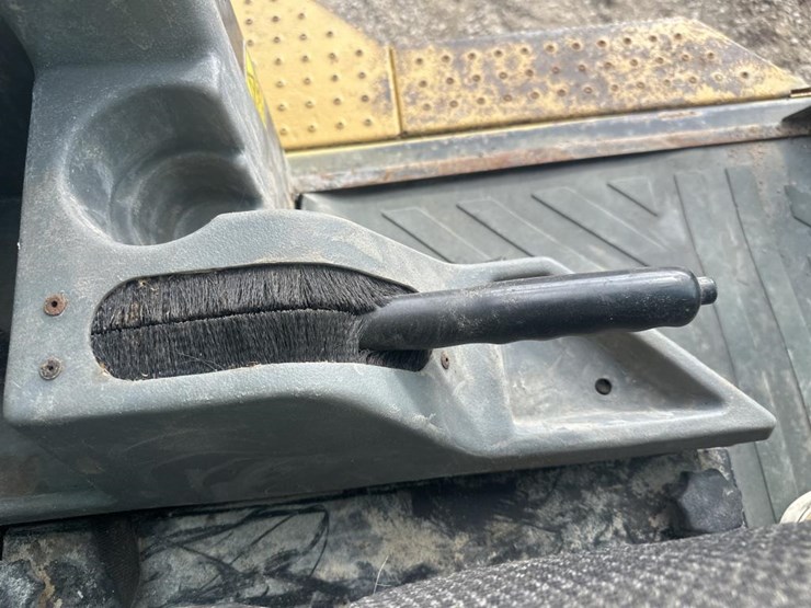 caterpillar-930h-image-40