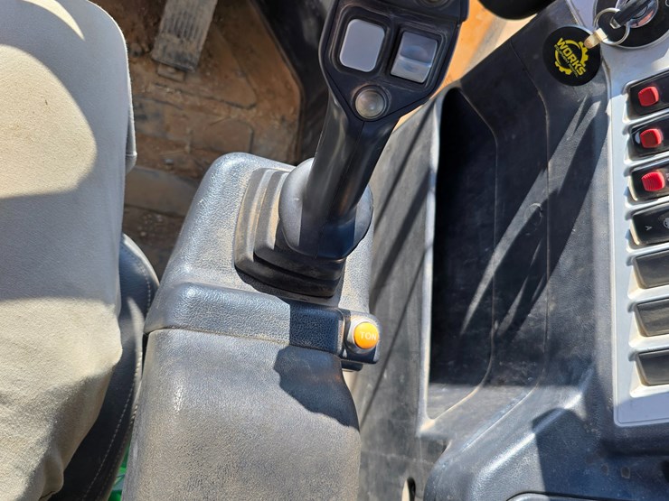 2019-hyundai-hl955tm-image-89