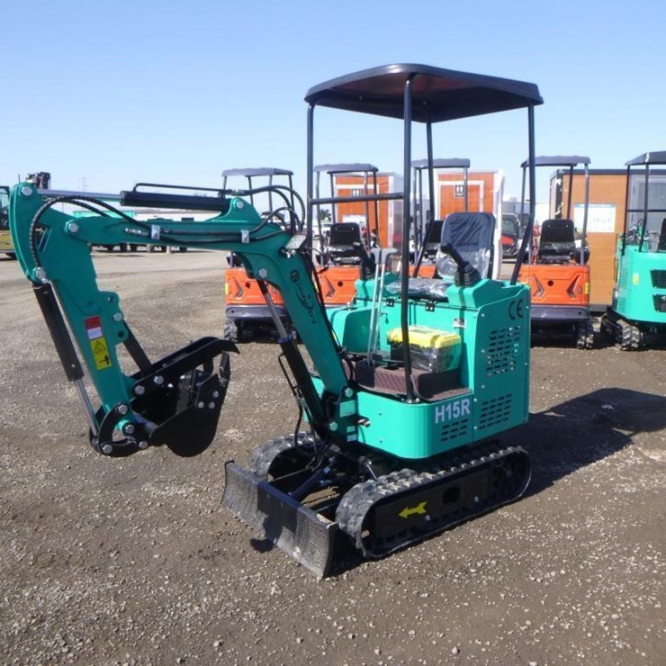 2025 AGT H15R Hydraulic Excavator