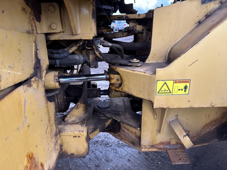 caterpillar-950h-image-32