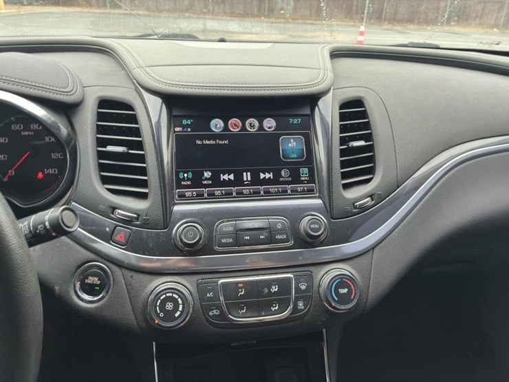 2019-chevrolet-impala-sedan-image-12