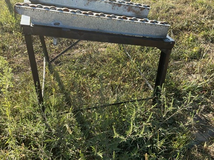 #217-•-dead-roll-table-and-steel-frame-image-5
