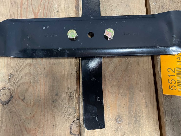 #5512-•-(2)-mtd-42"-cut-blades-(cw)-image-10
