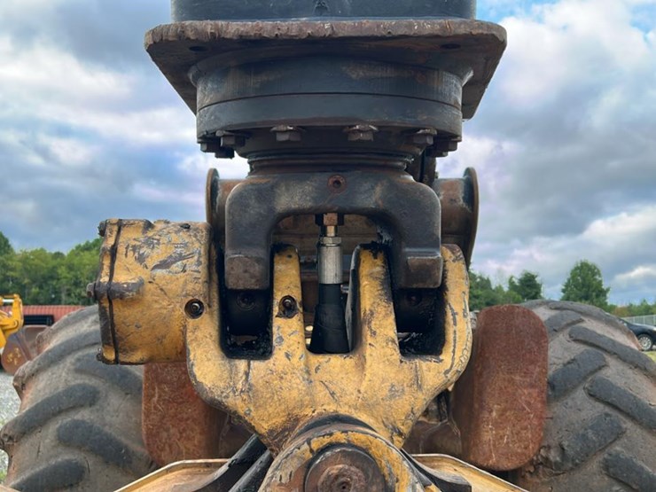 2018-caterpillar-535d-image-9