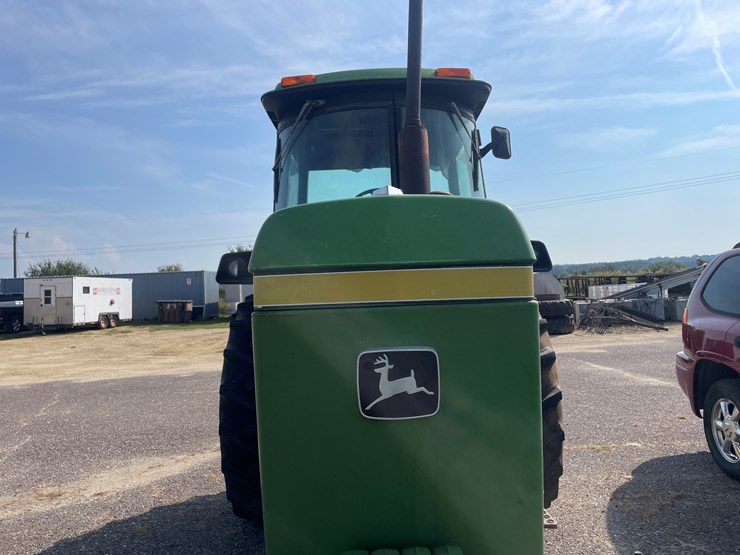 john-deere-4230-image-19